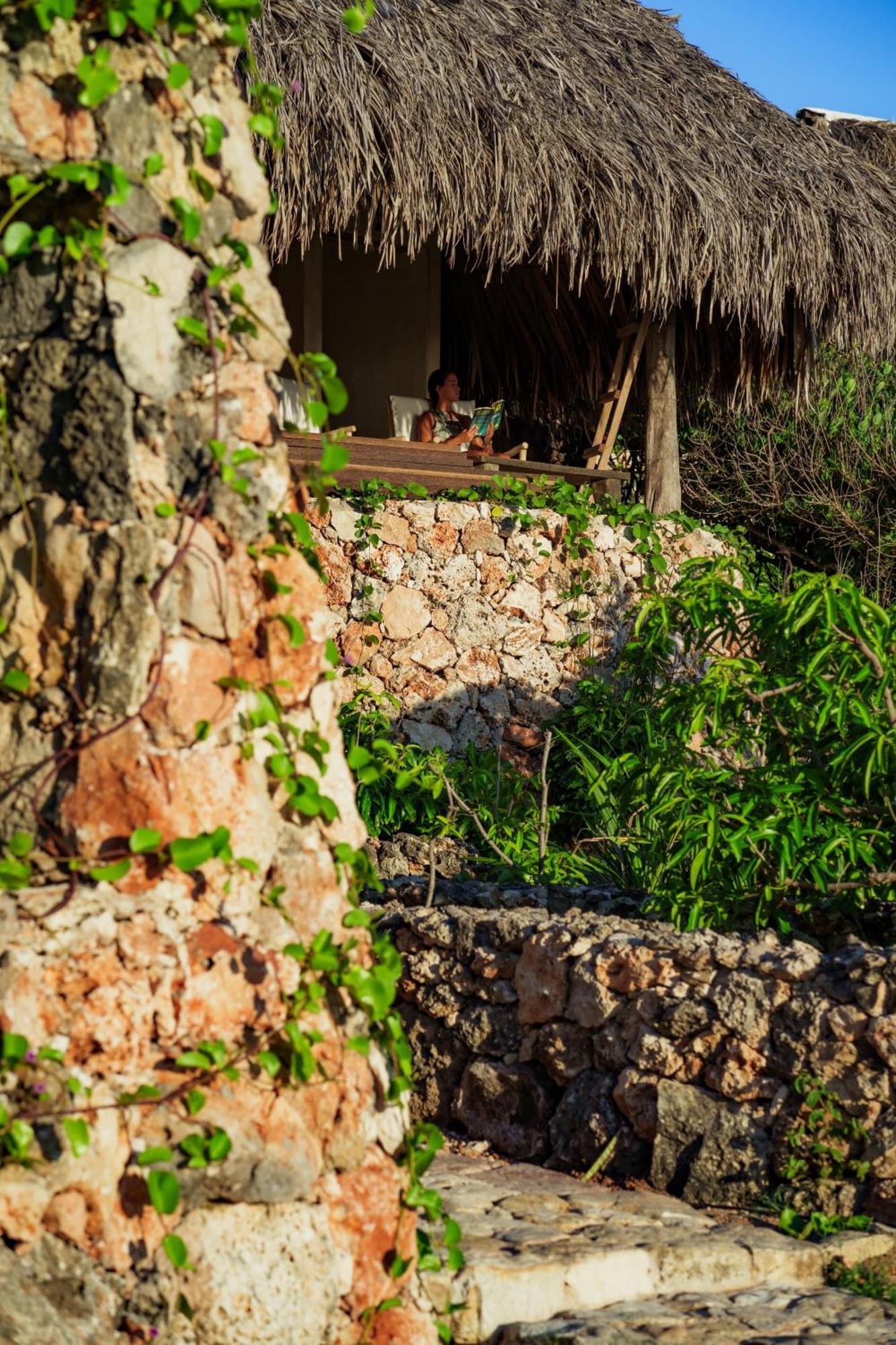 Bo'A Vida Rote Hotel Nembrala Exterior photo